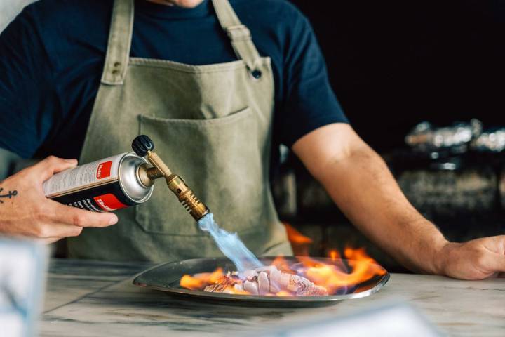 Grelhado, em pica-pau, ceviche, tiradito, sashimi, tártaro ou à Bulhão Pato: é assim que o peixe chega ao prato 