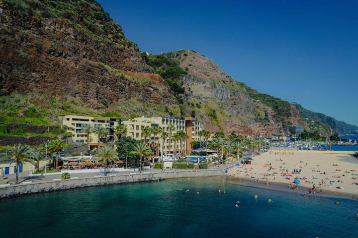 Savoy Calheta Beach