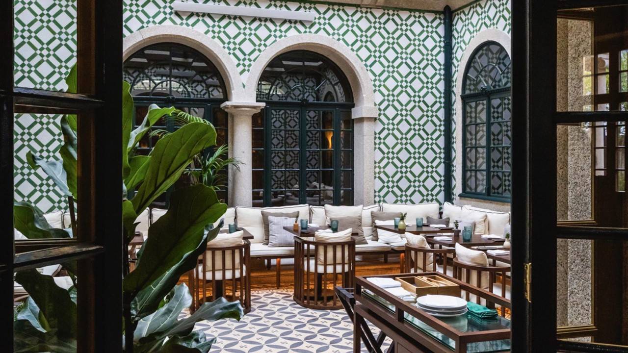 Palacete Severo: um boutique hotel herdeiro do Porto Romântico 