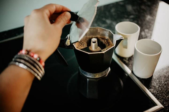 Cómo hacer café en la cafetera italiana, Guía Repsol