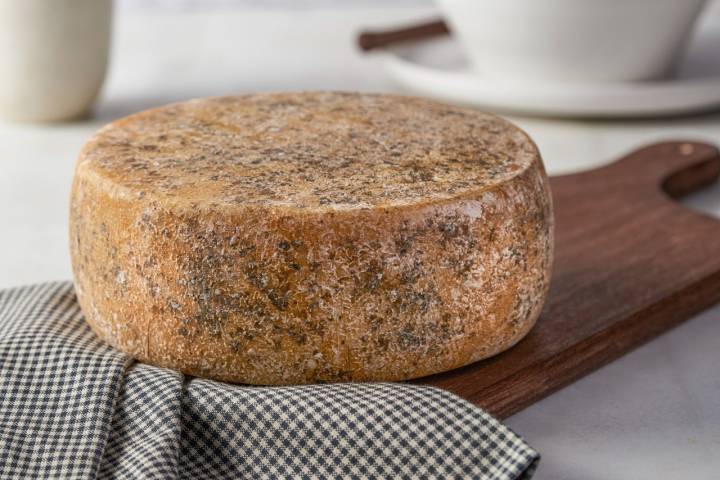 Los quesos de 'Bisqato' han revolucionado el sector en Lugo y en todo el país.