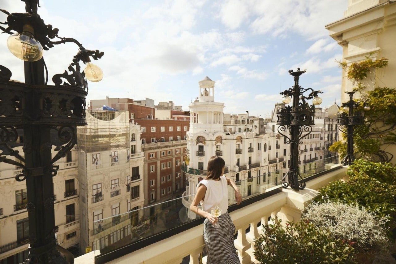El tardeo madrileño que se vive en el cielo de la Gran Vía