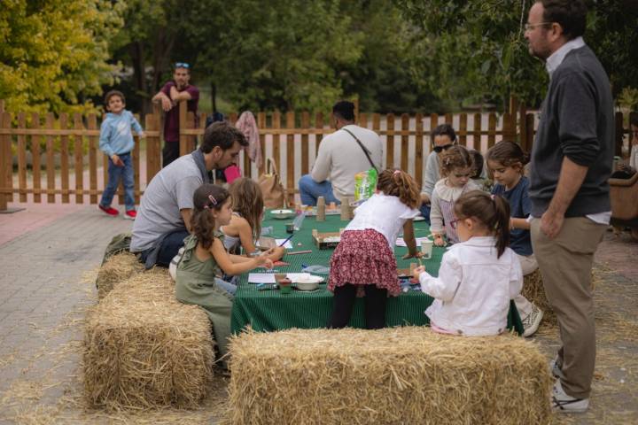 Varios niños disfrutan en el festival Chefs on Fire.