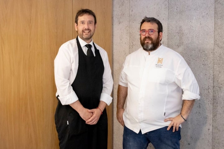 Juan y Luis Salcedo han desarrollado un discurso gastronómico en torno a la verdura de La Ribera navarra Juan y Luis Salcedo han desarrollado un discurso gastronómico en torno a la verdura de La Ribera navarra