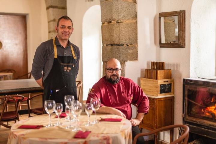 Juan Francisco Ayora y José Vigara, propietarios del restaurante Gafiq en Belalcázar (Córdoba)