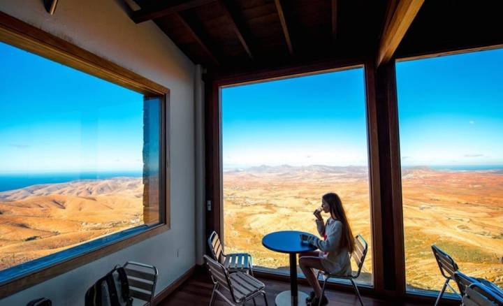 Fuerteventura, salvaje, desértica... y con muy buena mesa. Foto: Shutterstock.