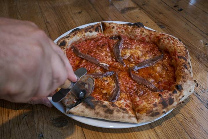 Esta de anchoas es un fuera de carta, con ingrediente secreto, que está espectacular.