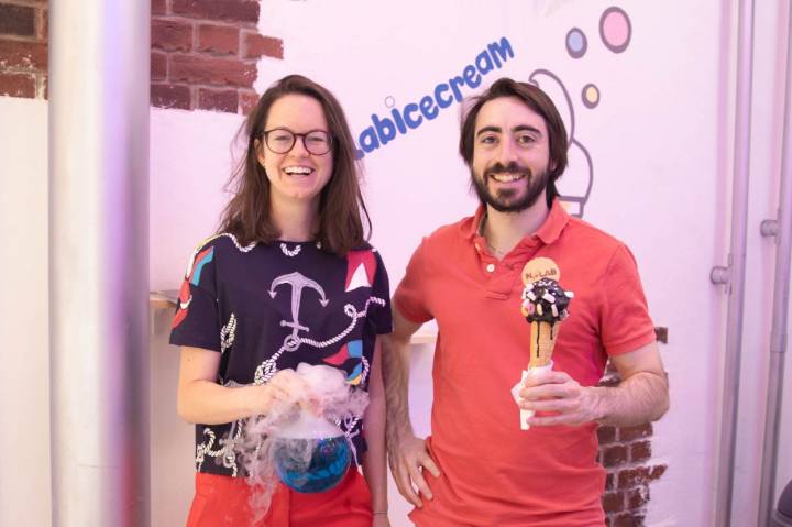 Marta Jáñez y Vicente Díaz, los artífices de estos helados de laboratorio.