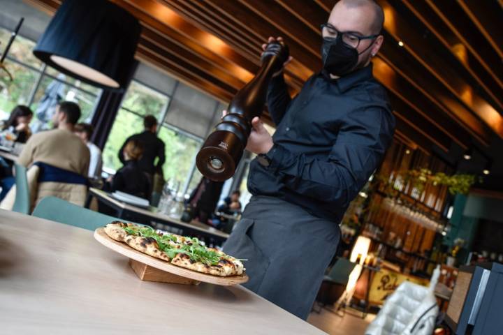 En 'Il Farabuto' se combinan las buenas pizzas con una cocina cuidada al detalle.