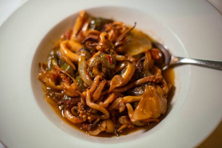 Restaurante 'Ca n'Alfredo': calamares a la ibicenca