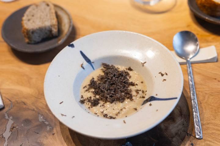 Arroz de coliflor y trufa de Orbiso.