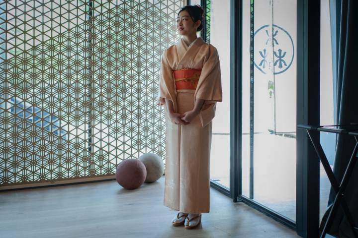 Kana, vestida con el kimono tradicional. 