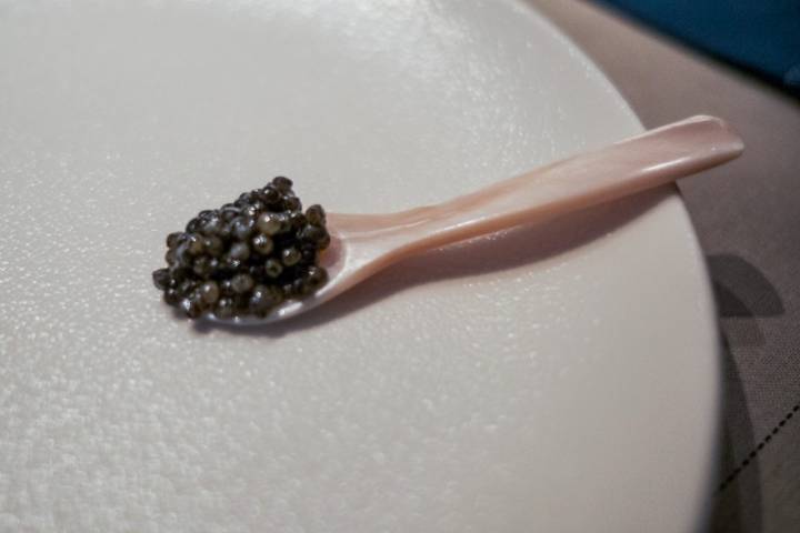 Degustación de caviar de Riofrío.