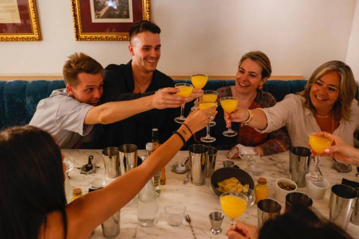 Los participantes del taller de Agua de Valencia en Café Madrid