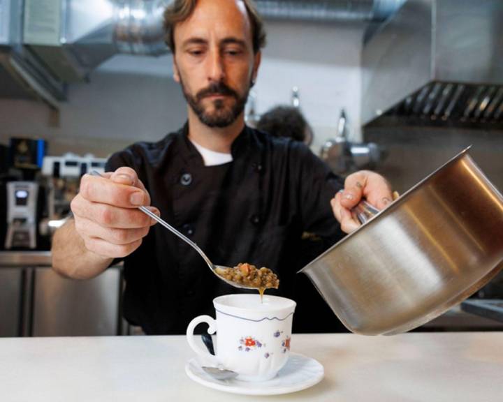 lentrajas en taza del restaurante matria