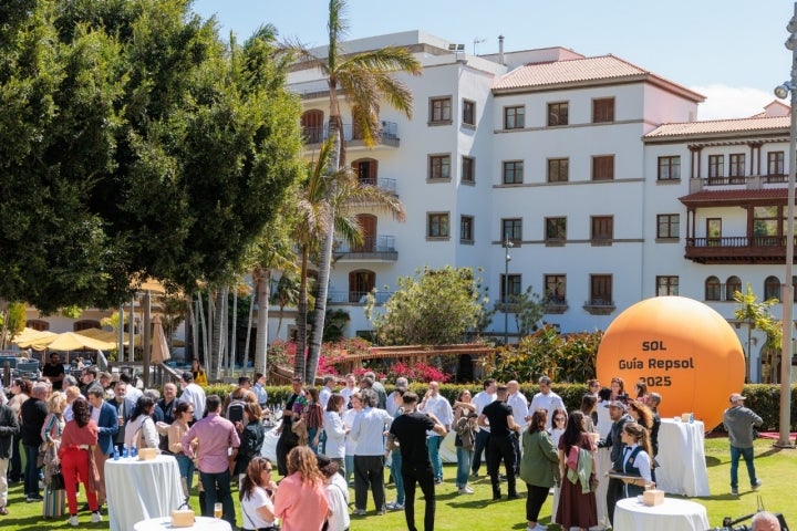 Todos los Soles se reunieron en el Iberostar Heritage Grand Mencey de Santa Cruz de Tenerife. 