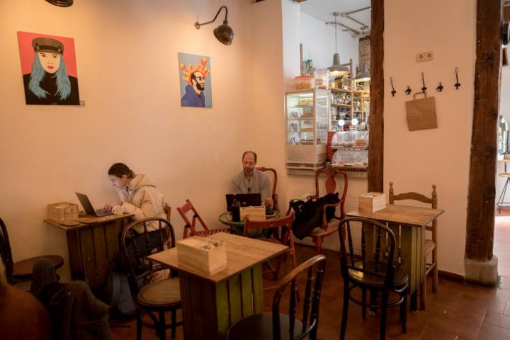 30/11/2022. Madrid. Cafeterias con Solete. Madrid. Cafelito. Redactora: Ana Caro. . Foto de César Cid.