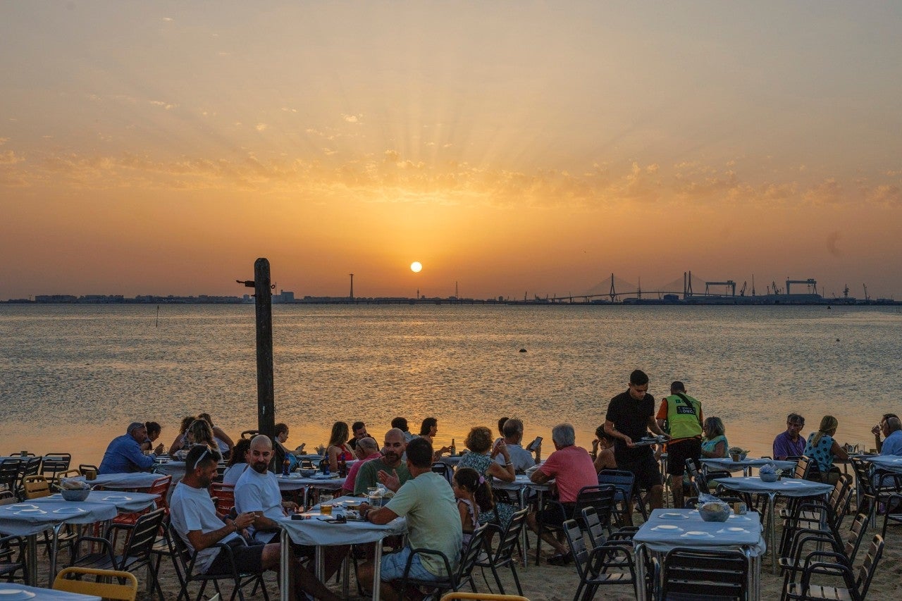 Atardeceres inolvidables: aquí el sol se despide por todo lo alto