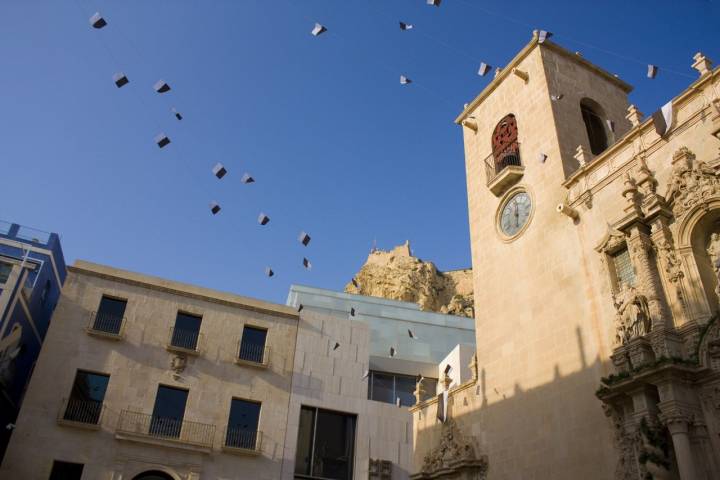 La basílica de Santa María y el MACA forman una esquina clave. Foto: Shutterstock.