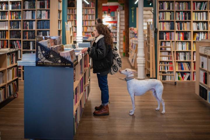 LIBRERÍA ANTONIO MACHADO