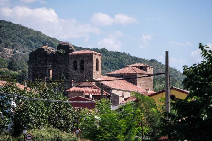 Castillo e iglesia de Valverde de la Vera, Cáceres