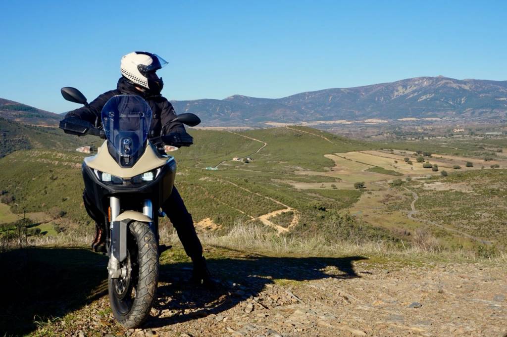 “Expedición Cabañeros”: diarios de moto eléctrica