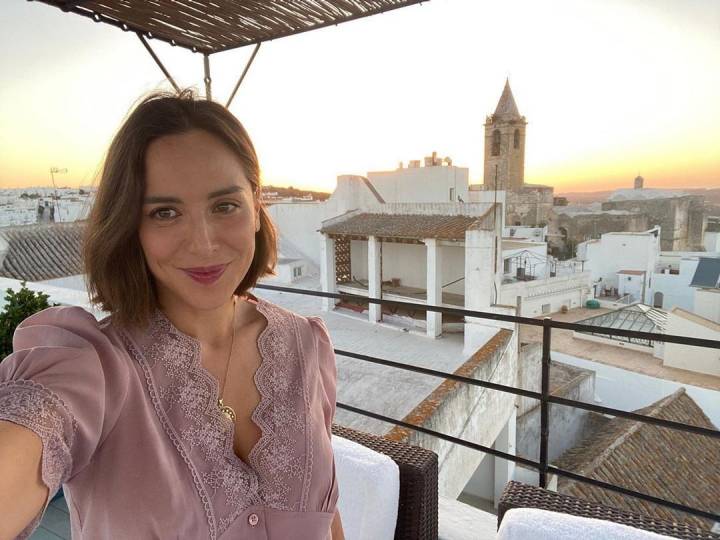 Este verano, Tamara Falcó ha aprovechado para viajar por España. En la imagen, Vejer de la Frontera. Foto: Instagram Tamara Falcó.