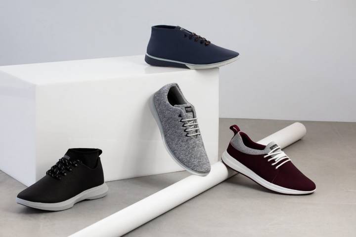 El adorno mínimo y los colores sobrios convierten las zapatillas en un concepto algo más formal. Foto: Muroexe.