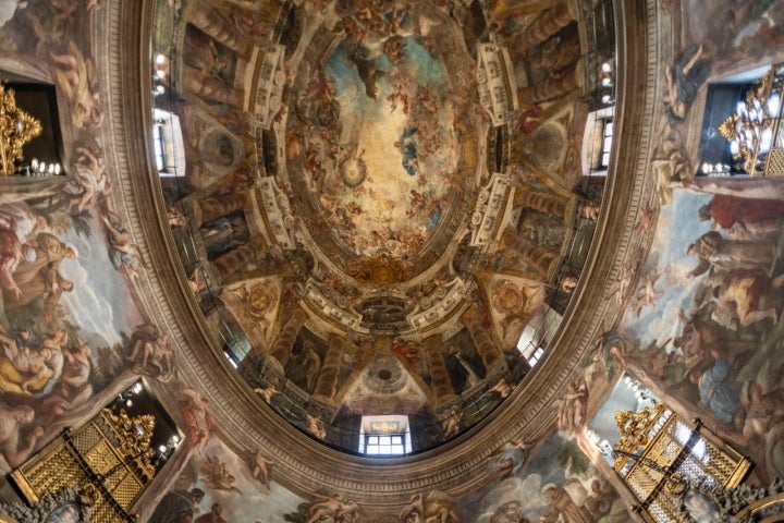 La espectacular cúpula de la iglesia.