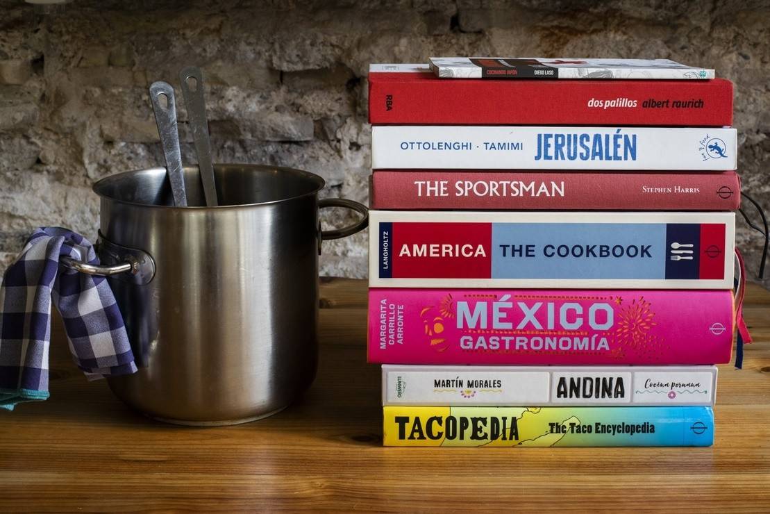 Diez razones para tener una biblioteca gastronómica en casa