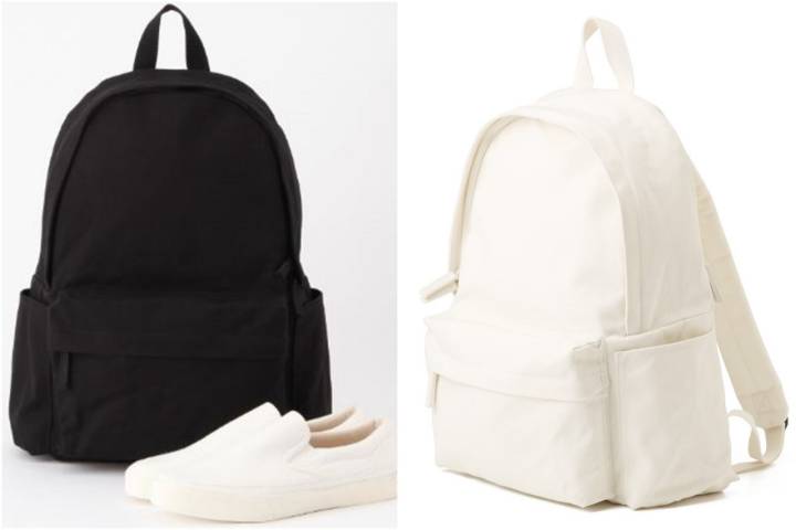 Muji tiene mochilas para personalizar de algodón orgánico, en dos colores. Foto: Muji.