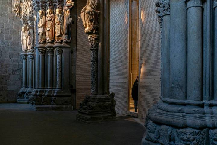 Apóstoles columnas Portico