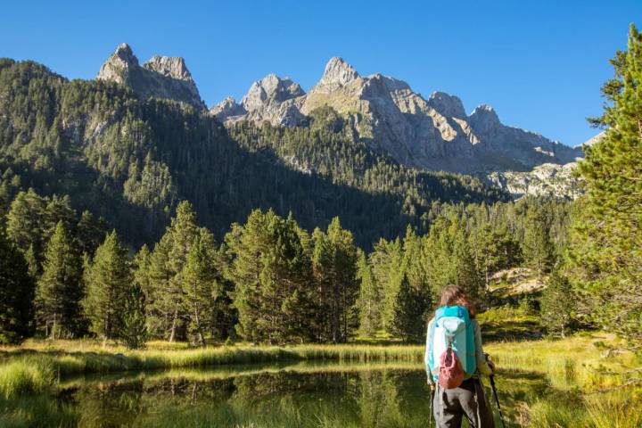 Vista de los ibones de Batisielles en el Parque Natural Posets-Maladeta (Huesca).