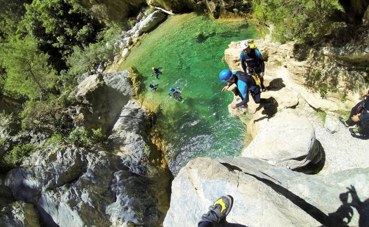Adrenalina y naturaleza, dos en uno. Foto: Barranquismo Río Verde.