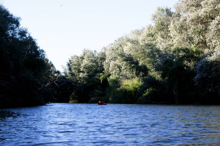 Este tramo del río se encuentra a los pies de Sierra Morena.