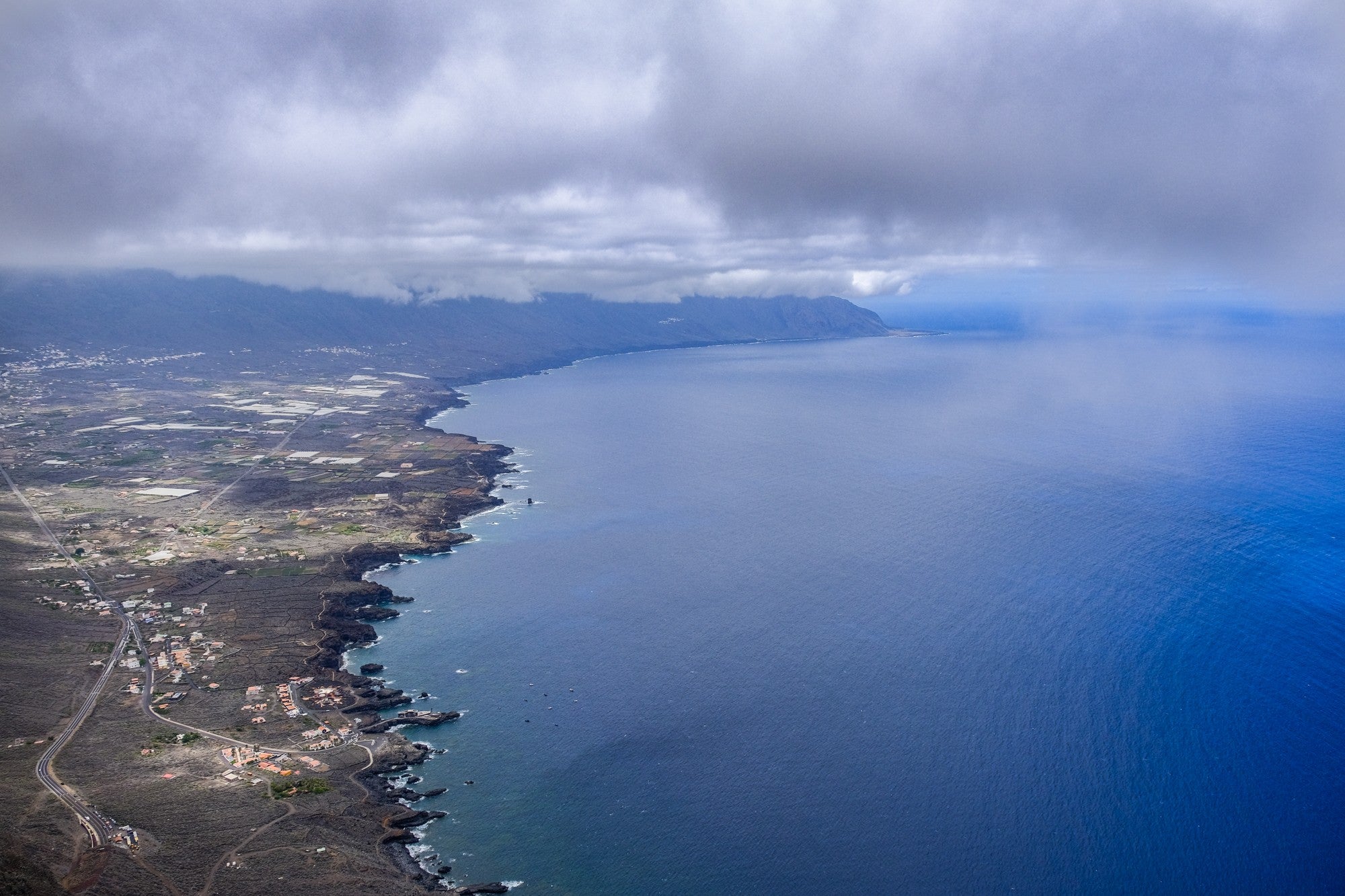 Vista de la costa del Golfo desde el Mirador de la Peña.