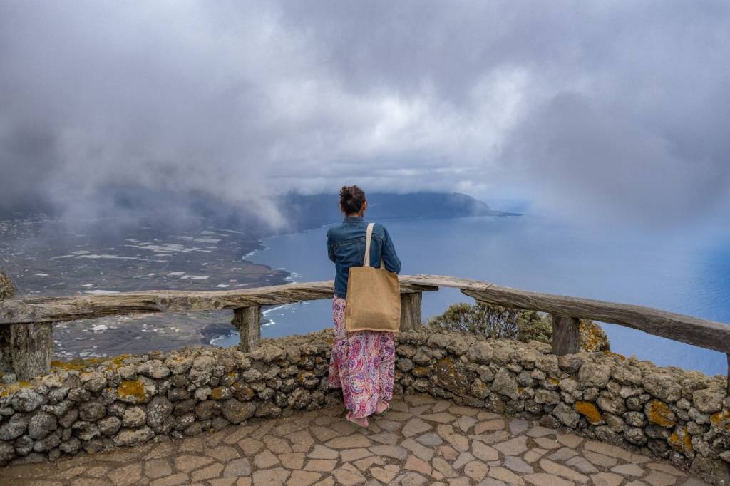 La mirada de la isla vertical