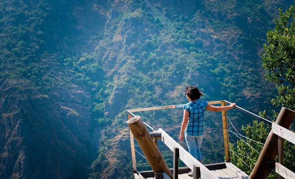 Para en el camino y asómate a estos balcones naturales