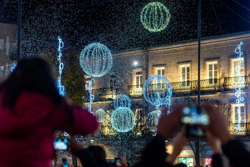 Comer rico y barato en la capital que idolatra la Navidad