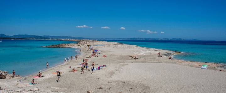 Playas de Formentera: Ses Illetes (bañistas)