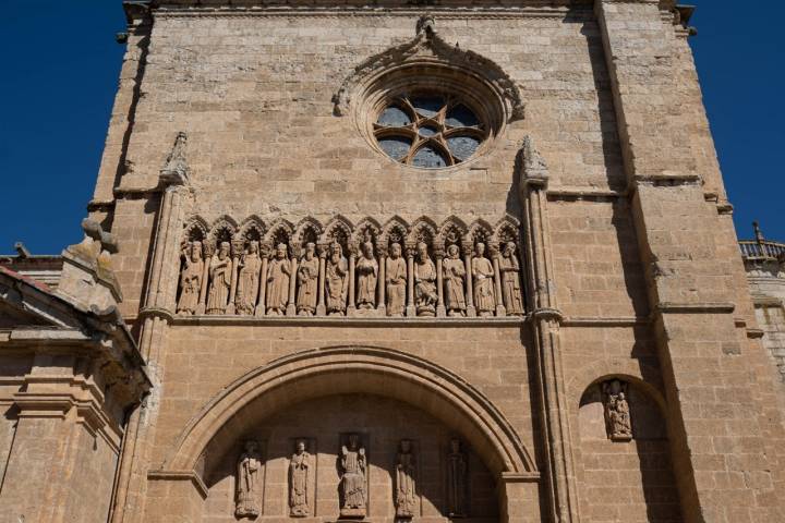 Qué ver Ciudad Rodrigo fachada Antiguo Testamento