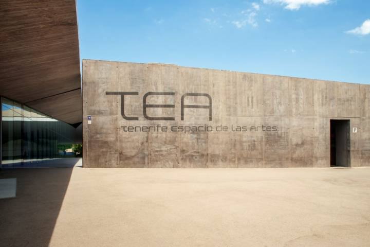 La entrada a Tenerife Espacio de las Artes.