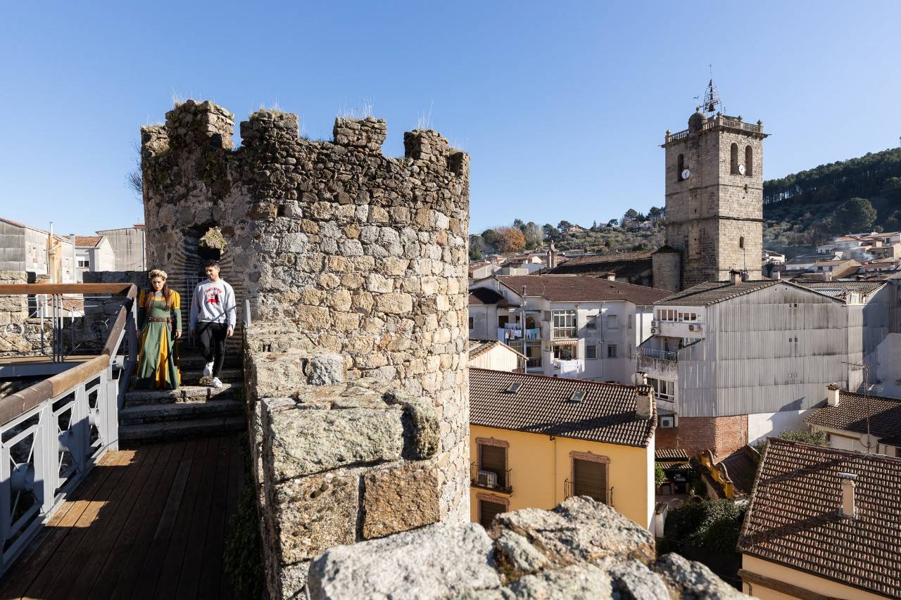 Ávila en 4 castillos de leyenda