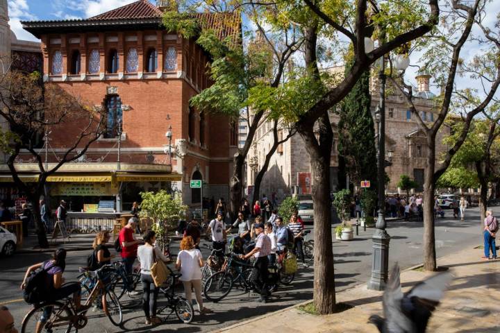 Cuando Joaquín Sorolla regresaba a Valencia solía visitar el barrio del Mercado Central.