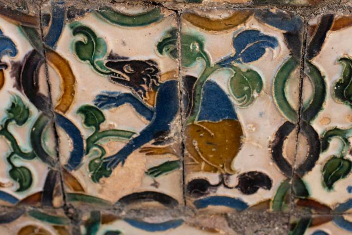 Azulejos de los jardines del Alcázar de Sevilla.