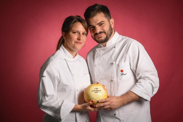 Javier Gasssibe y Carmen Peláez ('Acebuche')